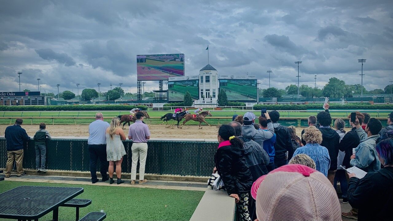 Churchill Downs Mother's Day